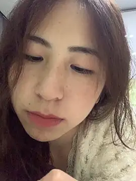 Snapshot of Aimeil chatting on December 2024 02:37:02 PM Aimeil online show from December 2024 02:37:02 PM