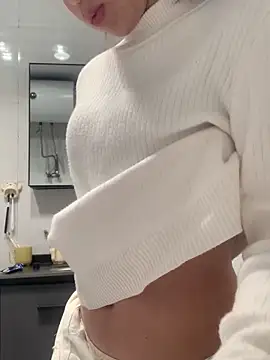 Snapshot of Aimeil chatting on February 2025 04:46:02 PM Aimeil online show from February 2025 04:46:02 PM