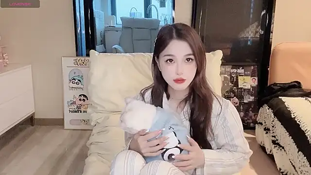 Snapshot of Neyllar chatting on December 2024 11:24:02 PM Neyllar online show from December 2024 11:24:02 PM