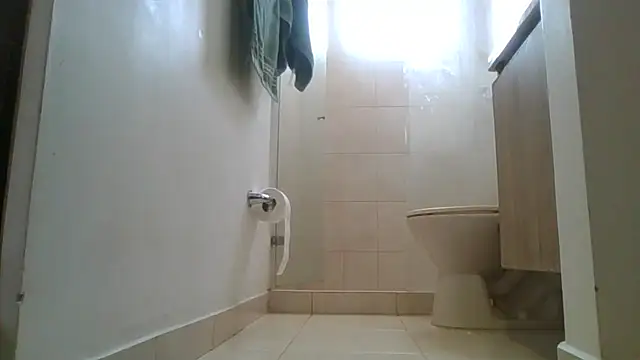 Liloo8923 online show from January 2025 03:26:01 PM