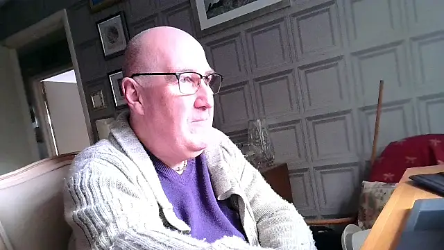 Adamdaddybear online show from March 2025 02:51:02 PM