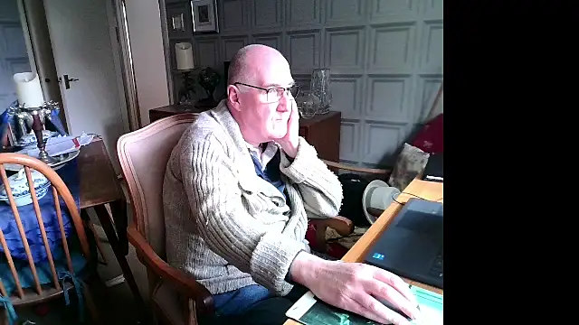 Adamdaddybear online show from March 2025 02:23:01 PM