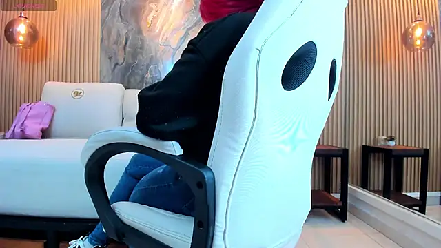 ella harper online show from November 2025 02:43:02 AM