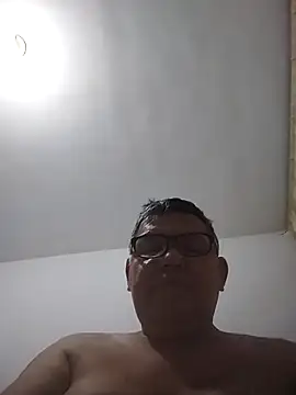 Snapshot of catatunboculion chatting on February 2026 03:33:01 AM catatunboculion online show from February 2026 03:33:01 AM