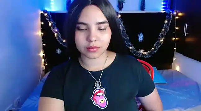 Miapeyton online show from December 2024 02:11:02 PM