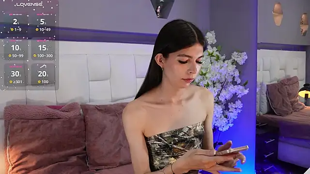 Snapshot of CuteAri chatting on October 2025 08:42:01 PM CuteAri online show from October 2025 08:42:01 PM