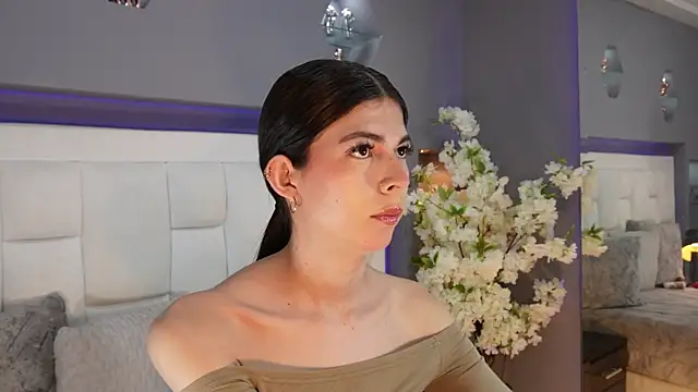 Snapshot of CuteAri chatting on January 2026 08:43:01 PM CuteAri online show from January 2026 08:43:01 PM