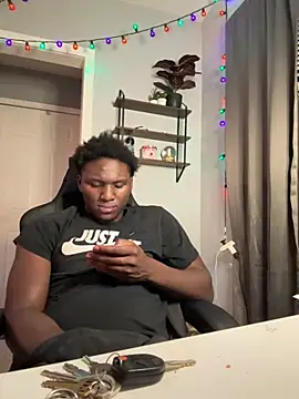 Snapshot of Festivitiesking1 chatting on November 2025 04:00:01 AM Festivitiesking1 online show from November 2025 04:00:01 AM