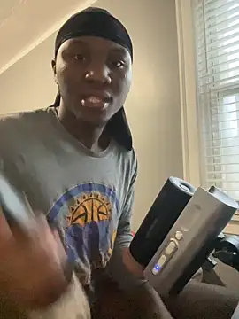 Snapshot of Festivitiesking1 chatting on November 2025 01:00:02 PM Festivitiesking1 online show from November 2025 01:00:02 PM