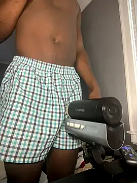 Snapshot of Festivitiesking1 chatting on November 2025 02:43:02 PM Festivitiesking1 online show from November 2025 02:43:02 PM