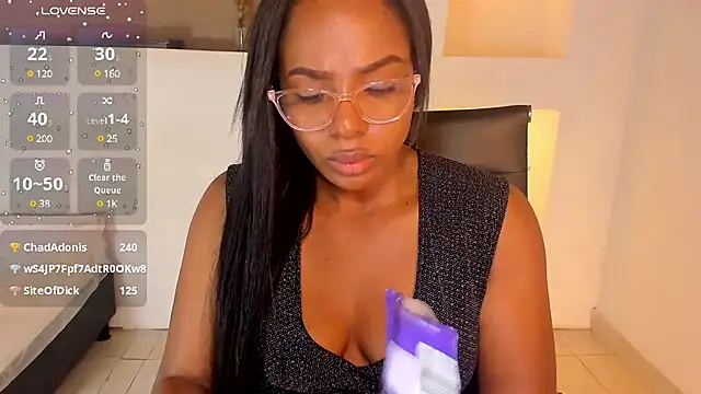 Snapshot of IvyBliss8 chatting on January 2025 06:02:01 PM IvyBliss8 online show from January 2025 06:02:01 PM