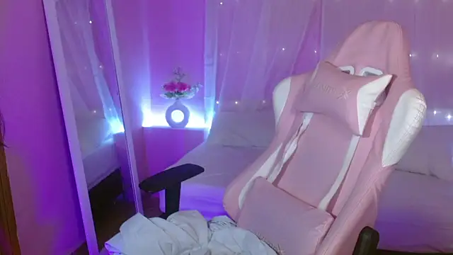 IvyBliss8 online show from May 2026 09:23:02 PM