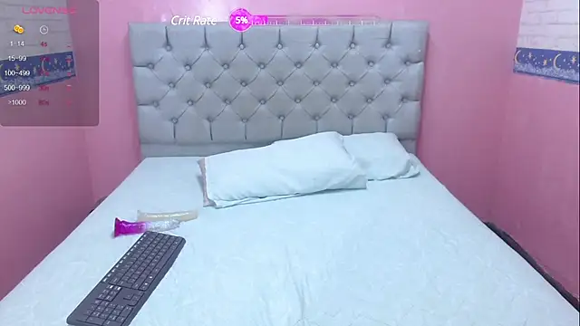 Snapshot of Angelica_Blue chatting on February 2025 01:10:01 AM Angelica Blue online show from February 2025 01:10:01 AM