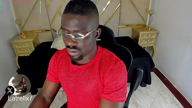 Latrellx7 online show from November 2025 02:56:02 AM