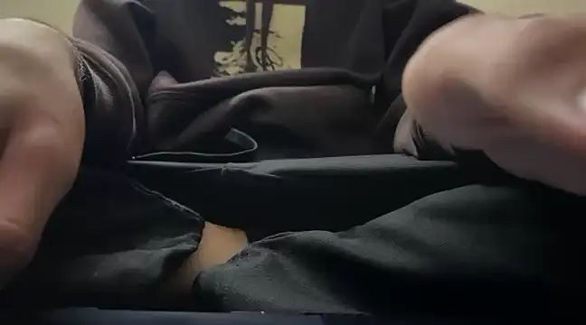 Snapshot of SexMachine1069 chatting on January 2025 11:44:02 AM SexMachine1069 online show from January 2025 11:44:02 AM