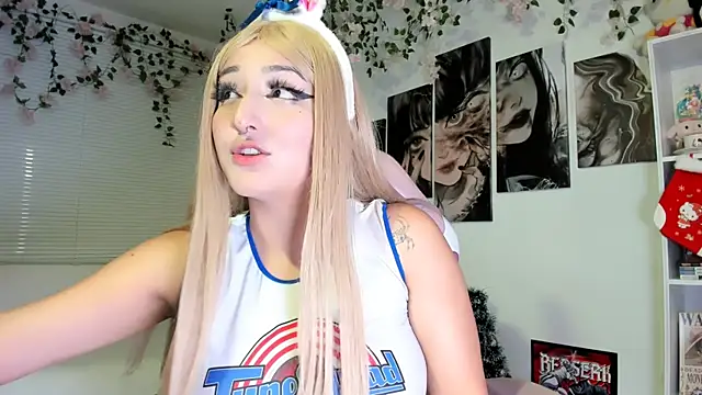 julyana  online show from January 2025 09:10:02 AM