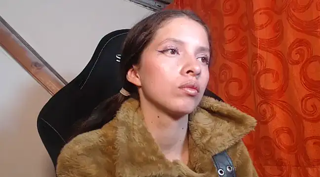 Snapshot of sweetdam12 chatting on February 2025 12:57:01 AM sweetdam12 online show from February 2025 12:57:01 AM