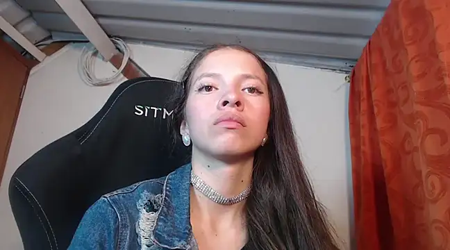 Snapshot of sweetdam12 chatting on February 2025 08:03:01 PM sweetdam12 online show from February 2025 08:03:01 PM