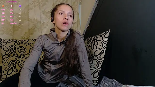 Snapshot of sweetdam12 chatting on November 2025 07:05:02 PM sweetdam12 online show from November 2025 07:05:02 PM