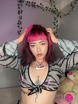 Snapshot of GigiVolkova chatting on November 2025 08:52:01 PM GigiVolkova online show from November 2025 08:52:01 PM