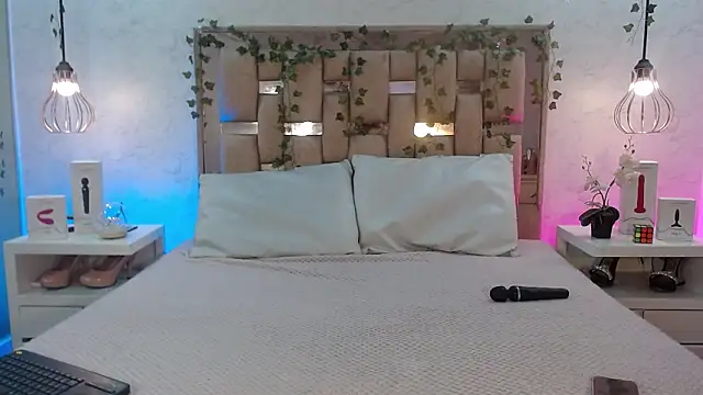 Snapshot of GigiVolkova chatting on November 2025 02:14:02 AM GigiVolkova online show from November 2025 02:14:02 AM