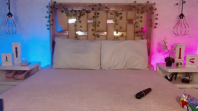 Snapshot of GigiVolkova chatting on December 2025 07:29:02 PM GigiVolkova online show from December 2025 07:29:02 PM