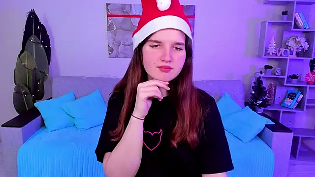 Snapshot of BonneyLove chatting on December 2024 05:15:01 PM BonneyLove online show from December 2024 05:15:01 PM