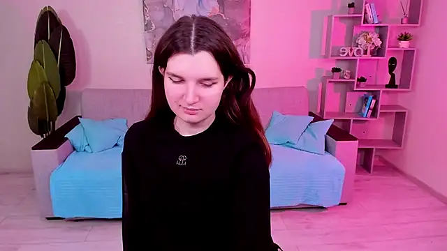 Snapshot of BonneyLove chatting on January 2025 08:37:02 PM BonneyLove online show from January 2025 08:37:02 PM