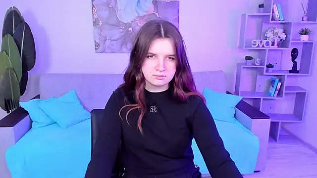 Snapshot of BonneyLove chatting on January 2025 08:00:01 PM BonneyLove online show from January 2025 08:00:01 PM