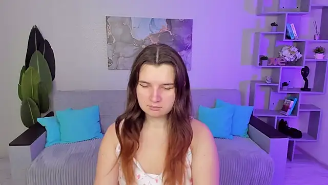 Snapshot of BonneyLove chatting on September 2025 05:13:01 PM BonneyLove online show from September 2025 05:13:01 PM