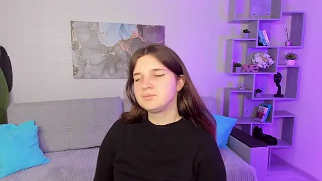 Snapshot of BonneyLove chatting on September 2025 05:45:02 PM BonneyLove online show from September 2025 05:45:02 PM