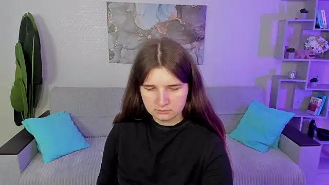 Snapshot of BonneyLove chatting on October 2025 09:37:01 PM BonneyLove online show from October 2025 09:37:01 PM