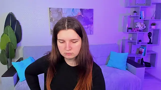 Snapshot of BonneyLove chatting on November 2025 09:46:02 PM BonneyLove online show from November 2025 09:46:02 PM