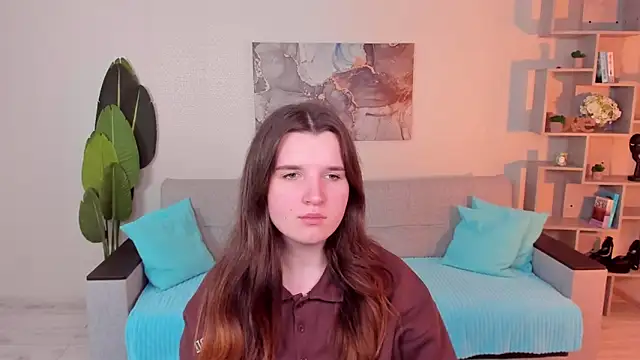 Snapshot of BonneyLove chatting on December 2025 05:21:02 PM BonneyLove online show from December 2025 05:21:02 PM