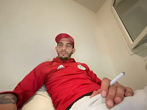 Rebeu313 online show from December 2025 04:56:01 PM