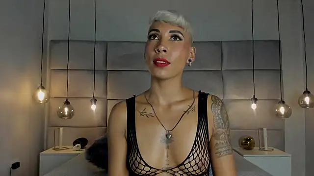 Snapshot of MiaMorgan_ chatting on February 2025 06:07:01 PM MiaMorgan online show from February 2025 06:07:01 PM