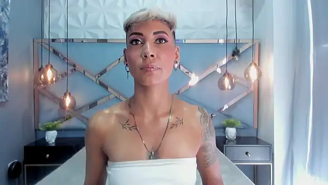 Snapshot of MiaMorgan_ chatting on March 2025 04:10:01 PM MiaMorgan online show from March 2025 04:10:01 PM