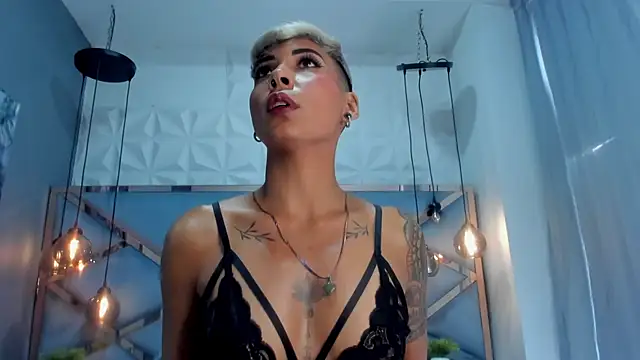 Snapshot of MiaMorgan_ chatting on March 2025 04:35:01 PM MiaMorgan online show from March 2025 04:35:01 PM