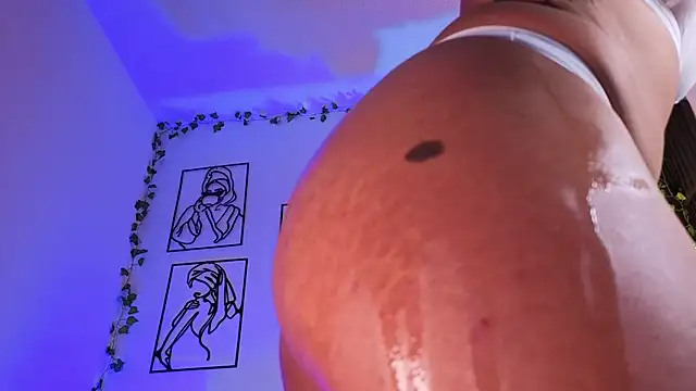 Snapshot of MiaMorgan_ chatting on October 2025 01:23:01 PM MiaMorgan online show from October 2025 01:23:01 PM