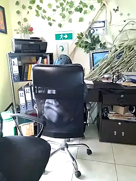 Snapshot of NAJWA-ARAB chatting on January 2025 05:27:01 PM NAJWA-ARAB online show from January 2025 05:27:01 PM