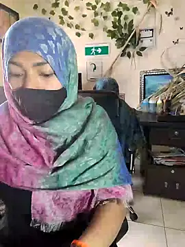 Snapshot of NAJWA-ARAB chatting on February 2025 02:16:01 PM NAJWA-ARAB online show from February 2025 02:16:01 PM