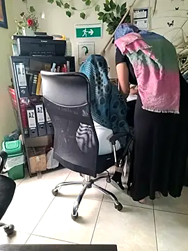 Snapshot of NAJWA-ARAB chatting on March 2025 05:17:02 PM NAJWA-ARAB online show from March 2025 05:17:02 PM