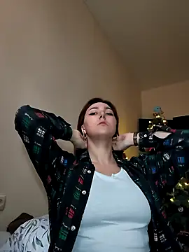 Snapshot of MiaStika chatting on December 2024 09:17:02 AM MiaStika online show from December 2024 09:17:02 AM