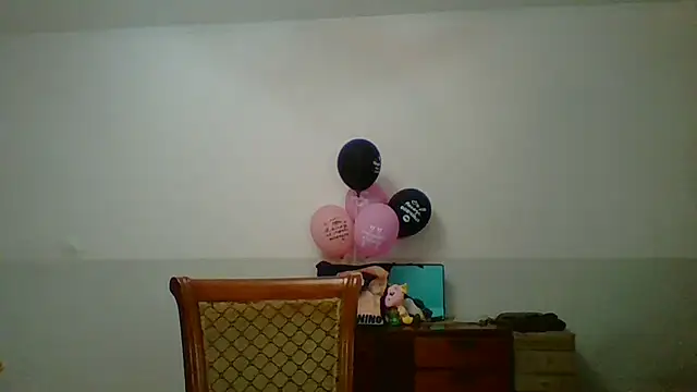 Snapshot of MiaStika chatting on September 2025 03:57:01 PM MiaStika online show from September 2025 03:57:01 PM