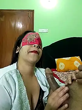 Taniya07 online show from February 2025 05:15:01 PM