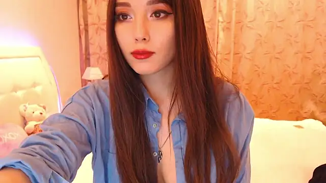 Snapshot of lilianbee chatting on July 2026 07:01:02 AM lilianbee online show from July 2026 07:01:02 AM