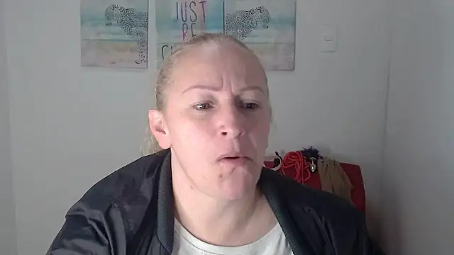 emperabigbootybigass online show from April 2026 12:19:02 PM