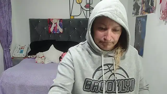 emperabigbootybigass online show from July 2026 12:22:01 PM