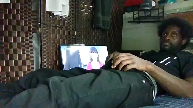 Snapshot of DevinToore chatting on July 2026 07:16:01 PM DevinToore online show from July 2026 07:16:01 PM