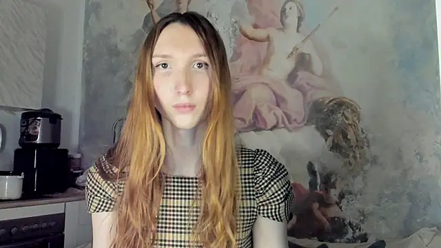 LisaIcon online show from April 2026 06:57:01 PM